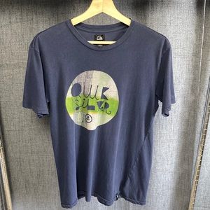 Quicksilver Men’s T-Shirt size small 100% organic cotton